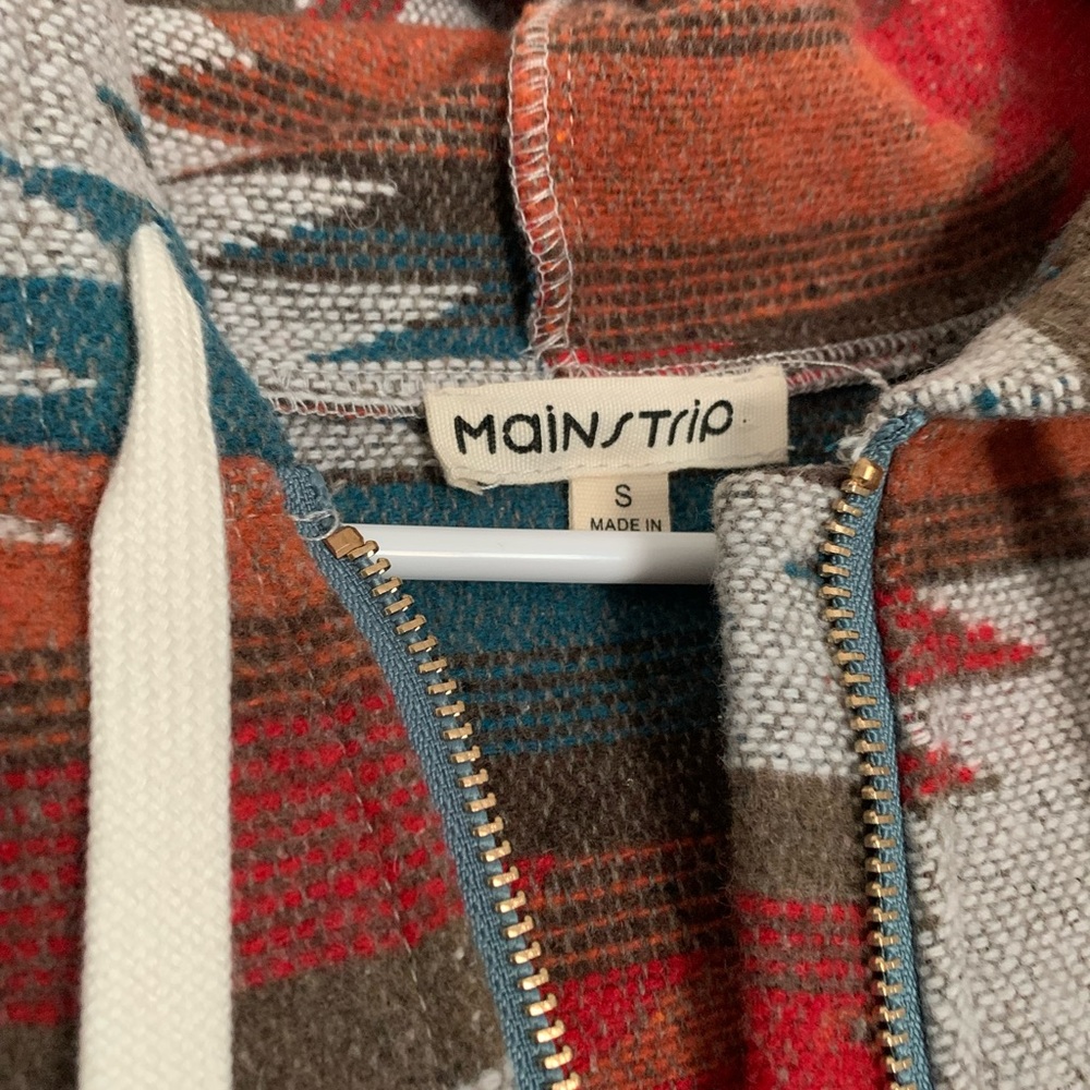 Aztec Jacket - Picture 2 of 4